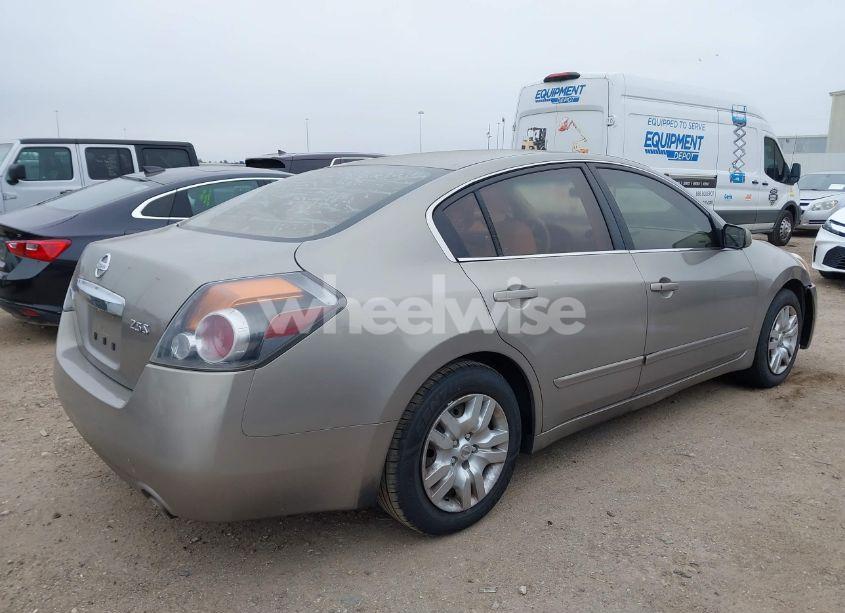 Photo 4 of 2011 Nissan Altima 2.5 S (VIN 1N4AL2AP6BN437905)