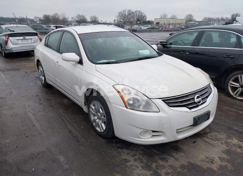 2011 Nissan Altima 2.5 S (VIN 1N4AL2AP6BN447835) main photo