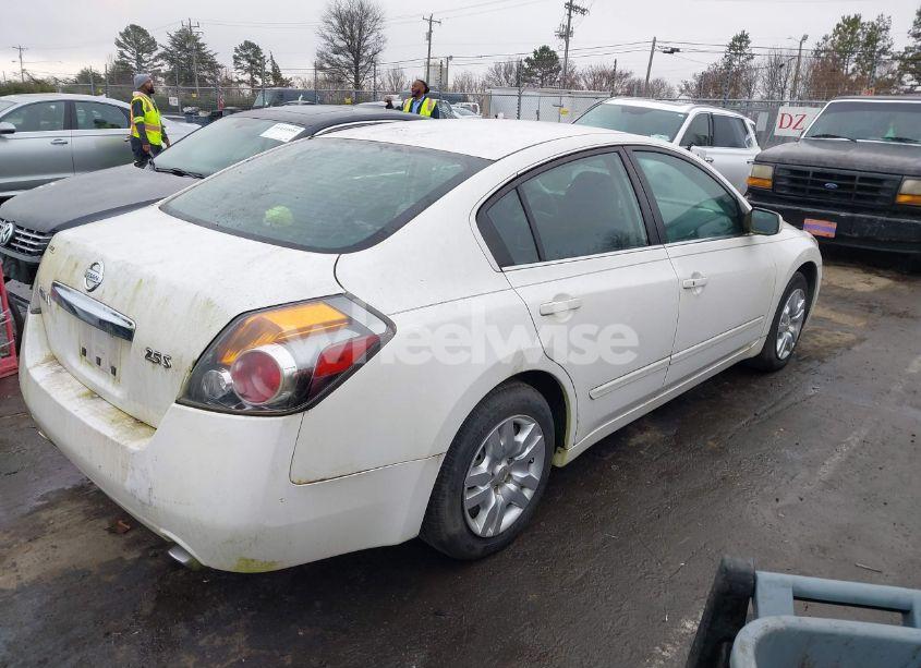 Photo 4 of 2011 Nissan Altima 2.5 S (VIN 1N4AL2AP6BN447835)