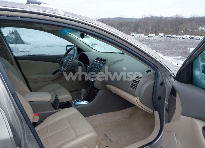 Photo 5 of 2011 Nissan Altima 2.5 S (VIN 1N4AL2AP6BN451688)