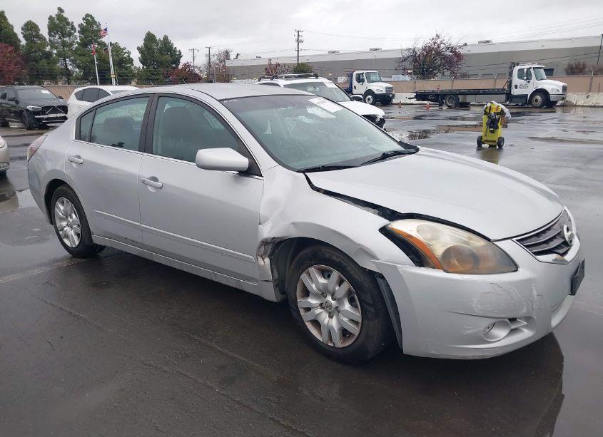 2011 Nissan Altima 2.5 S (VIN 1N4AL2AP6BN453263) main photo