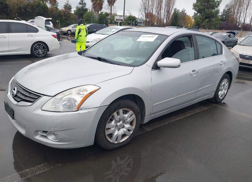 Photo 2 of 2011 Nissan Altima 2.5 S (VIN 1N4AL2AP6BN453263)
