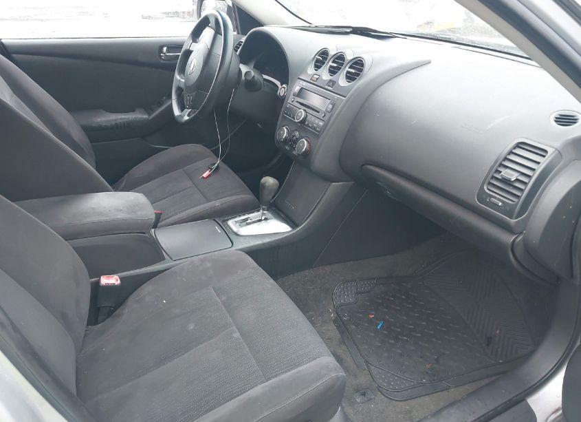 Photo 5 of 2011 Nissan Altima 2.5 S (VIN 1N4AL2AP6BN453263)