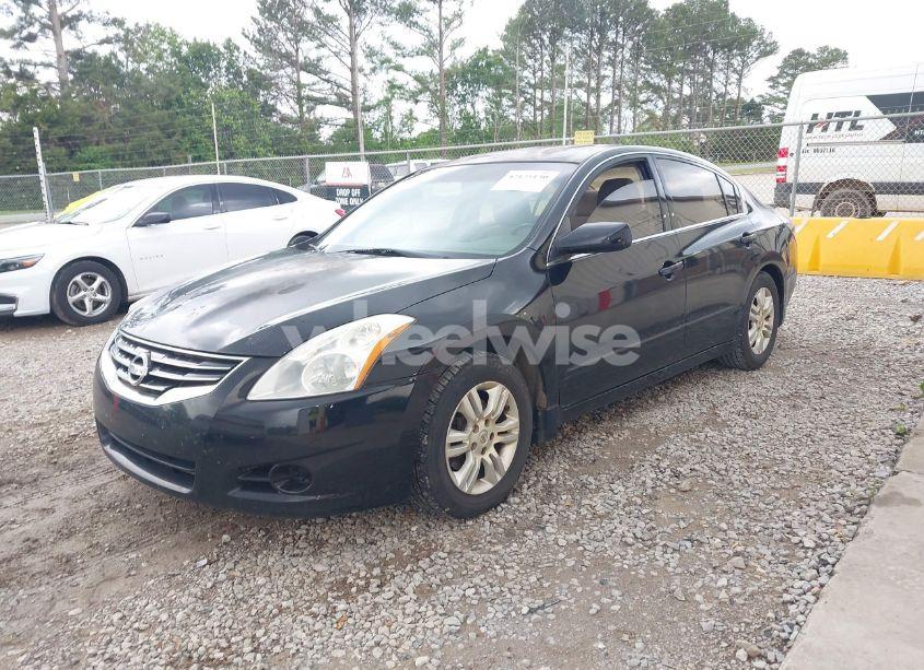 Photo 2 of 2011 Nissan Altima 2.5 S (VIN 1N4AL2AP6BN473710)