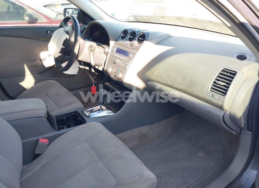 Photo 5 of 2011 Nissan Altima 2.5 S (VIN 1N4AL2AP6BN484528)