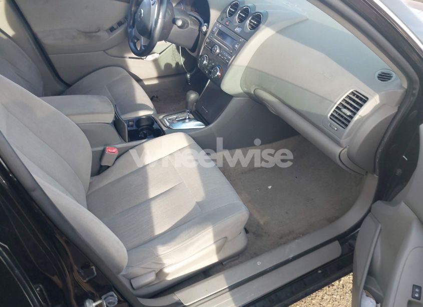 Photo 5 of 2012 Nissan Altima (VIN 1N4AL2AP6CC161383)