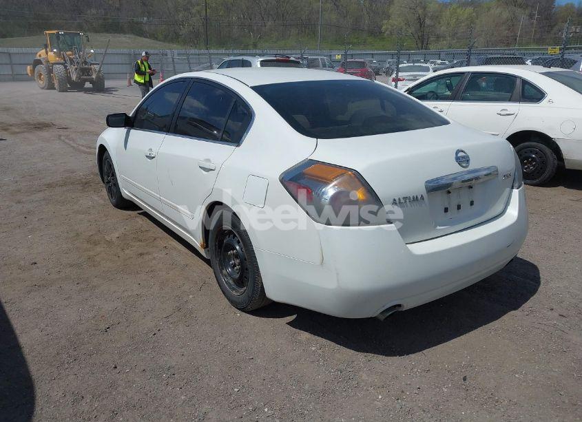 Photo 3 of 2010 Nissan Altima 2.5 S (VIN 1N4AL2AP7AN450998)