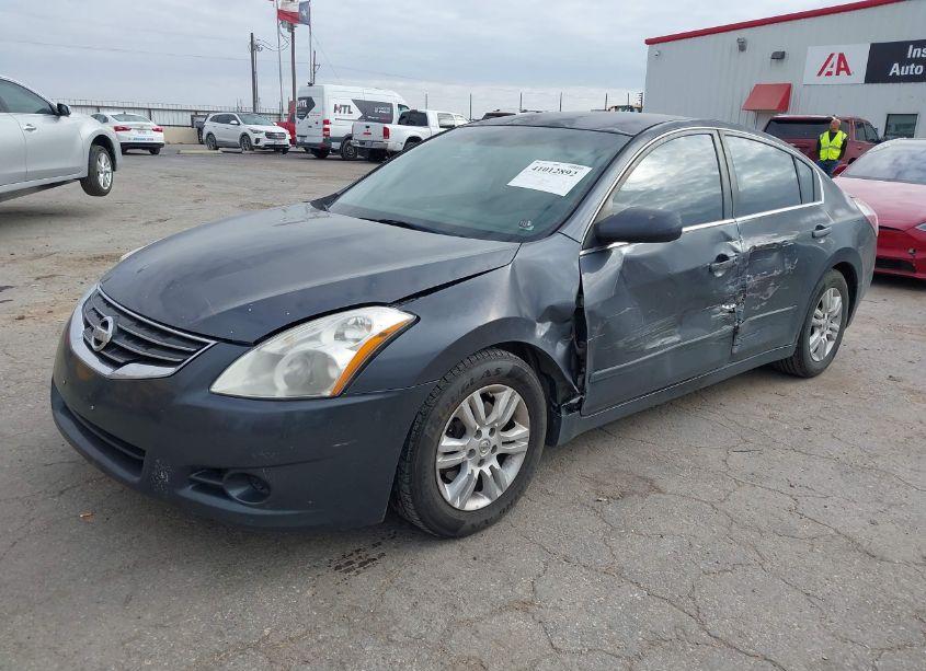 Photo 2 of 2010 Nissan Altima 2.5 S (VIN 1N4AL2AP7AN498114)