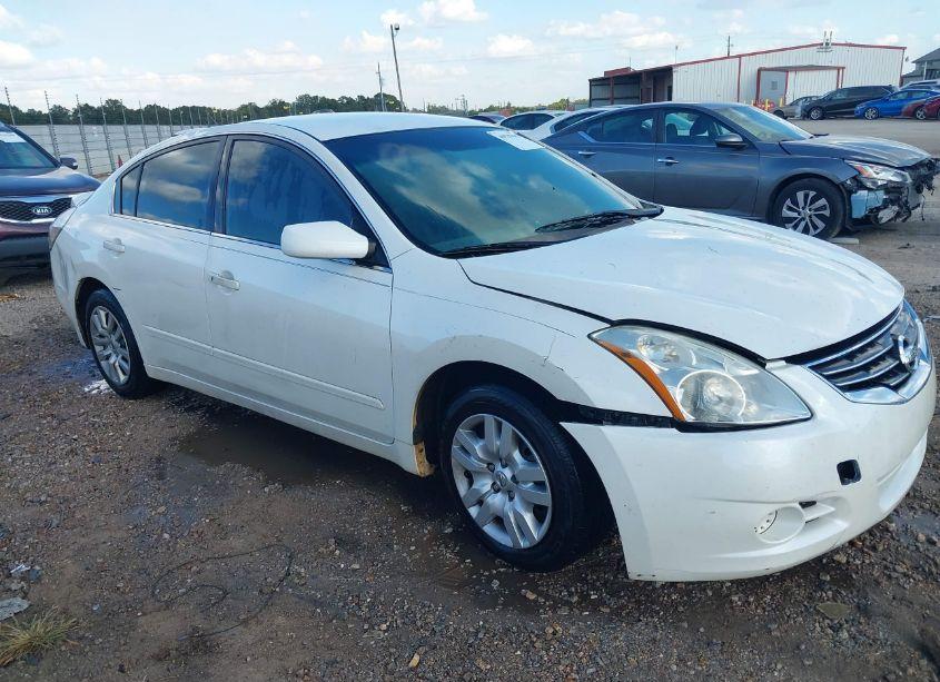 2010 Nissan Altima 2.5 S (VIN 1N4AL2AP7AN507104) main photo
