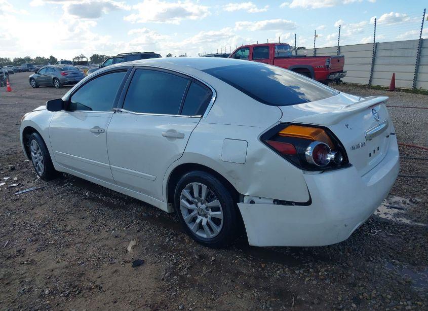 Photo 3 of 2010 Nissan Altima 2.5 S (VIN 1N4AL2AP7AN507104)