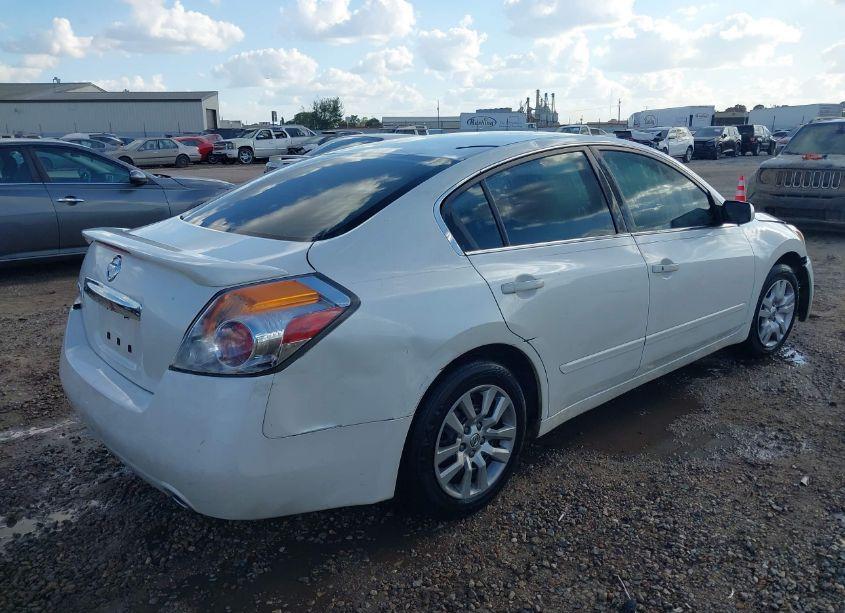 Photo 4 of 2010 Nissan Altima 2.5 S (VIN 1N4AL2AP7AN507104)