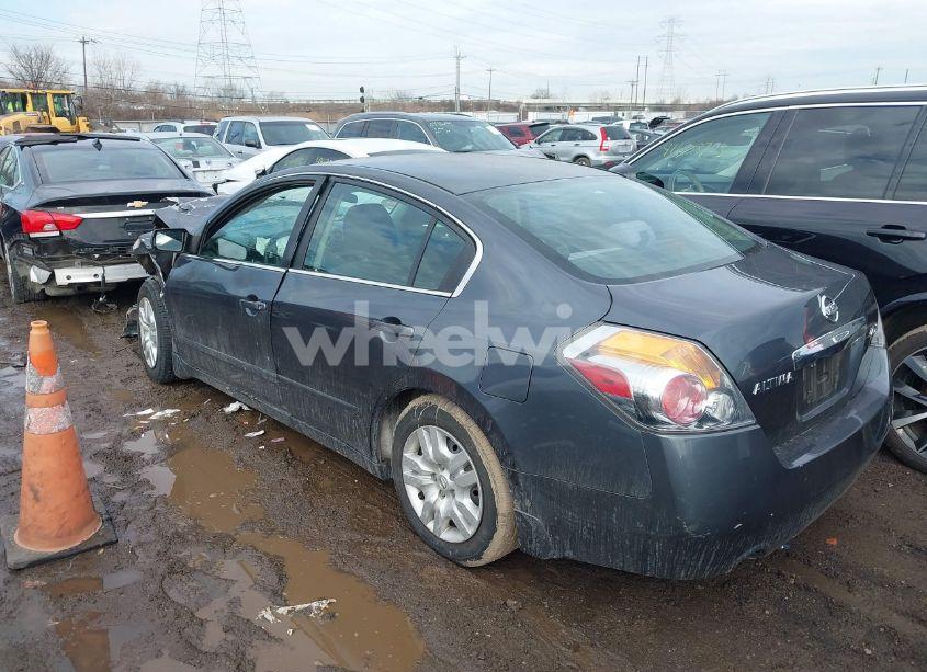 Photo 3 of 2010 Nissan Altima 2.5 S (VIN 1N4AL2AP7AN547120)