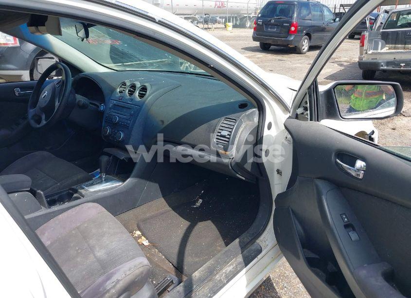 Photo 5 of 2011 Nissan Altima 2.5 S (VIN 1N4AL2AP7BC164596)