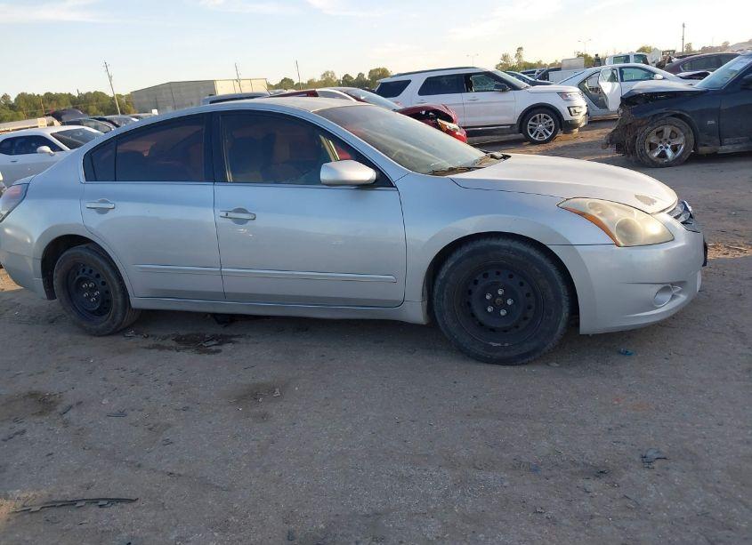 Photo 13 of 2011 Nissan Altima 2.5 S (VIN 1N4AL2AP7BN456222)