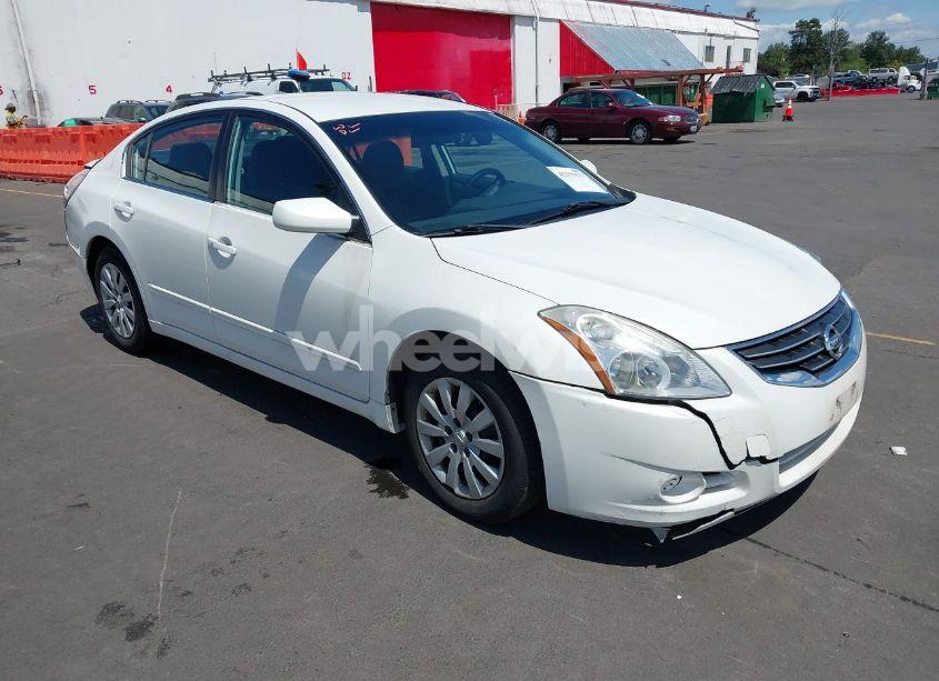 2011 Nissan Altima 2.5 S (VIN 1N4AL2AP7BN477197) main photo