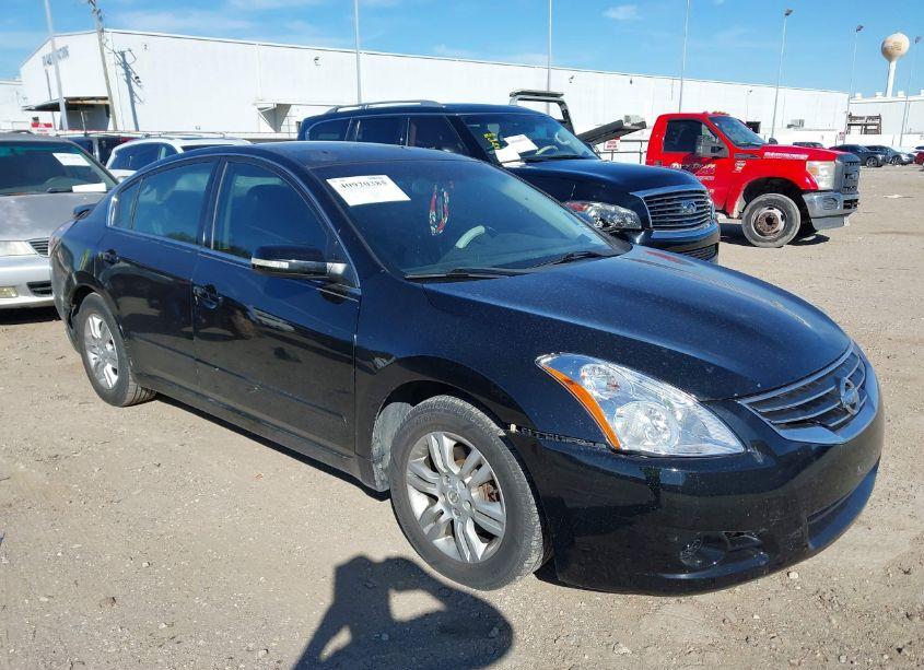 2011 Nissan Altima 2.5 S (VIN 1N4AL2AP7BN517004) main photo