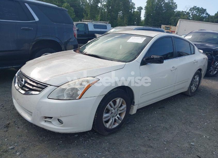 Photo 2 of 2012 Nissan Altima 2.5 S (VIN 1N4AL2AP7CC117571)