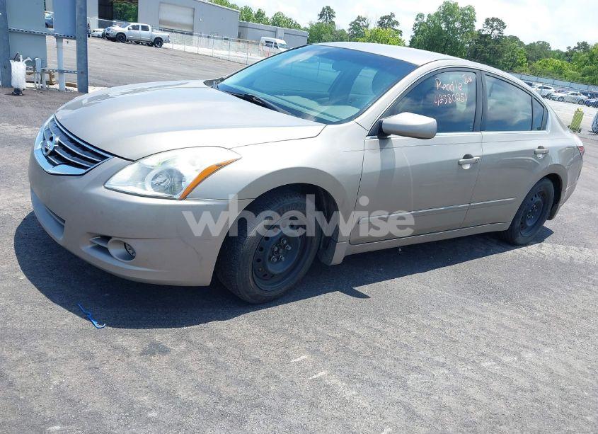 Photo 2 of 2012 Nissan Altima 2.5 S (VIN 1N4AL2AP7CC243073)