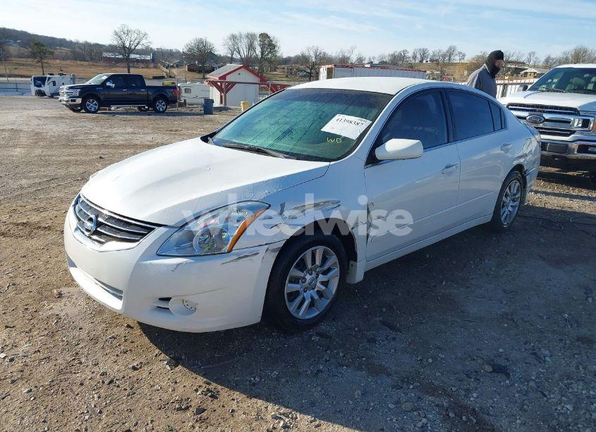 Photo 2 of 2012 Nissan Altima 2.5 S (VIN 1N4AL2AP7CN402825)