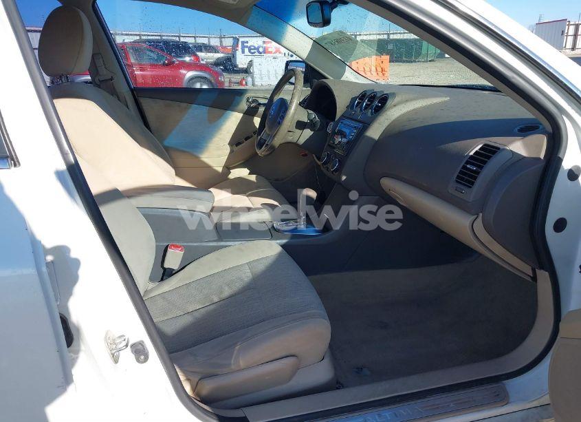 Photo 5 of 2012 Nissan Altima 2.5 S (VIN 1N4AL2AP7CN402825)