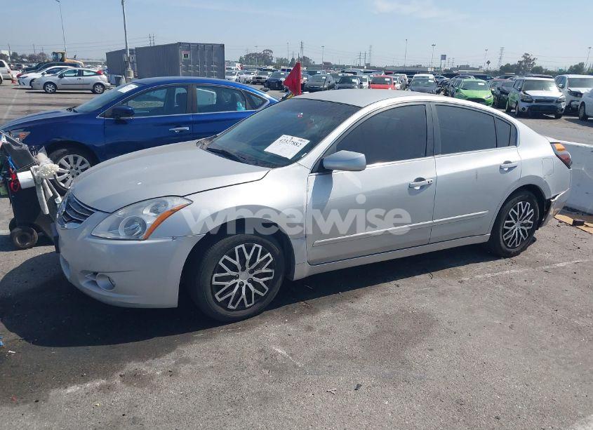 Photo 2 of 2012 Nissan Altima 2.5 S (VIN 1N4AL2AP7CN449921)
