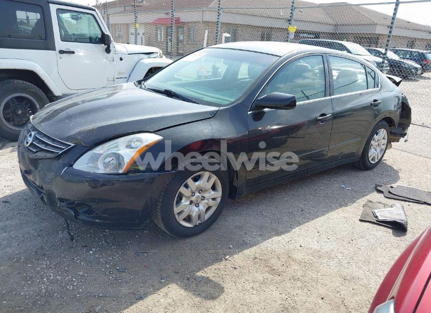 Photo 2 of 2012 Nissan Altima 2.5 (VIN 1N4AL2AP7CN489366)