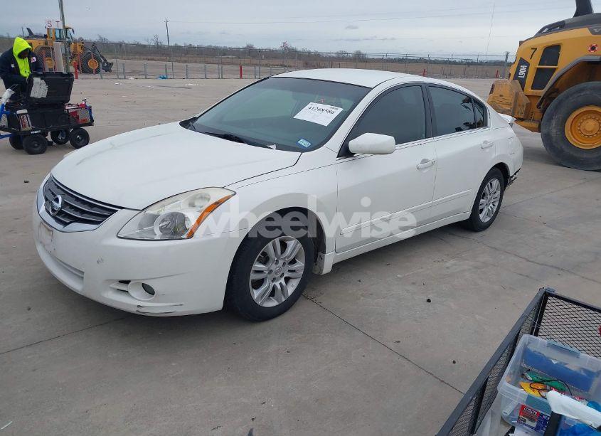 Photo 2 of 2012 Nissan Altima 2.5 S (VIN 1N4AL2AP7CN563188)