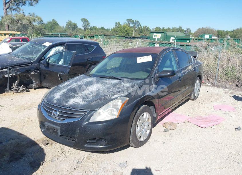 Photo 2 of 2010 Nissan Altima 2.5 (VIN 1N4AL2AP8AC150320)