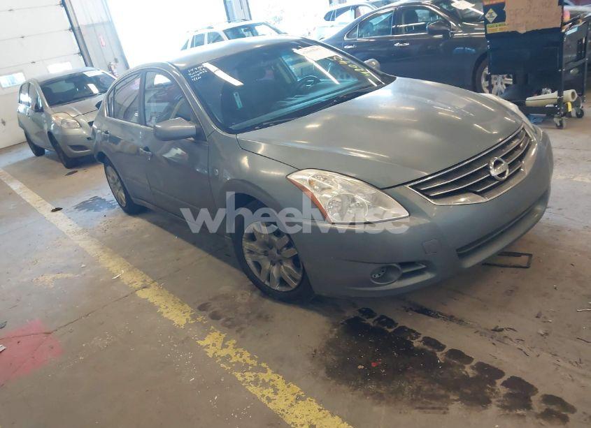 2010 Nissan Altima 2.5 S (VIN 1N4AL2AP8AN407352) main photo