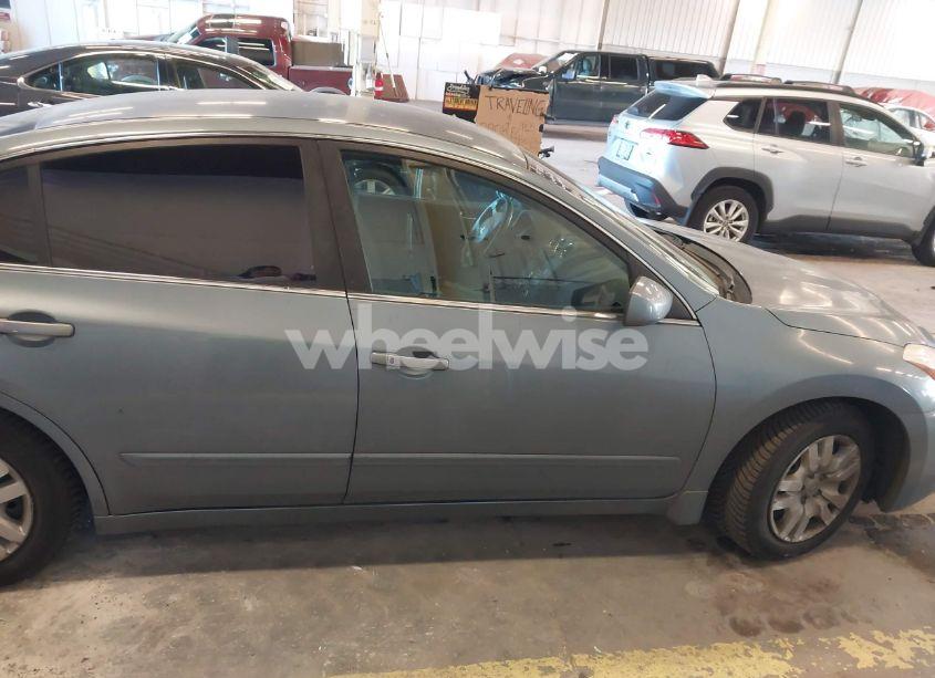 Photo 13 of 2010 Nissan Altima 2.5 S (VIN 1N4AL2AP8AN407352)