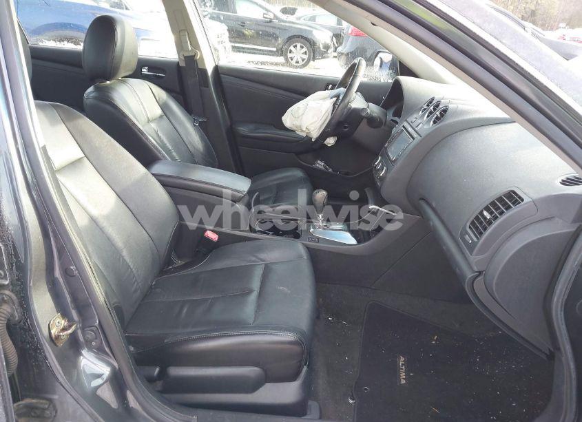 Photo 5 of 2010 Nissan Altima 2.5 SL (VIN 1N4AL2AP8AN427584)