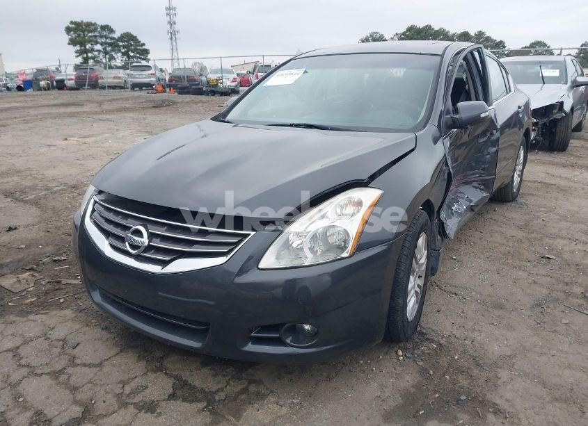 Photo 2 of 2010 Nissan Altima 2.5 SL (VIN 1N4AL2AP8AN469043)