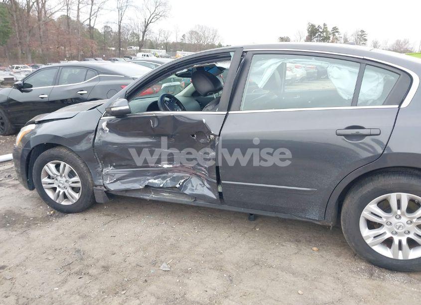 Photo 6 of 2010 Nissan Altima 2.5 SL (VIN 1N4AL2AP8AN469043)
