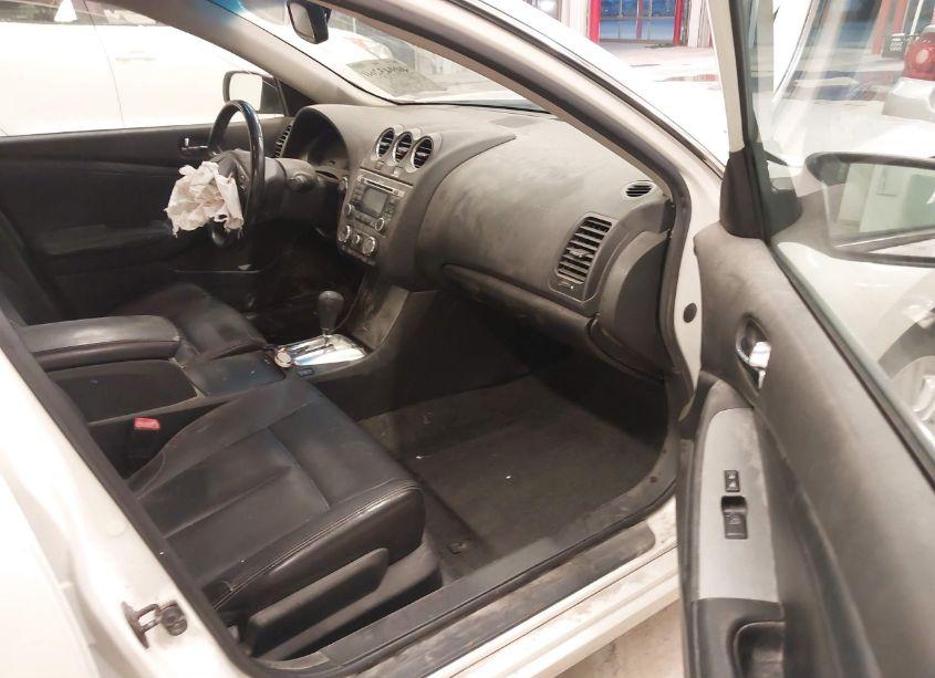 Photo 5 of 2010 Nissan Altima 2.5 S (VIN 1N4AL2AP8AN504986)