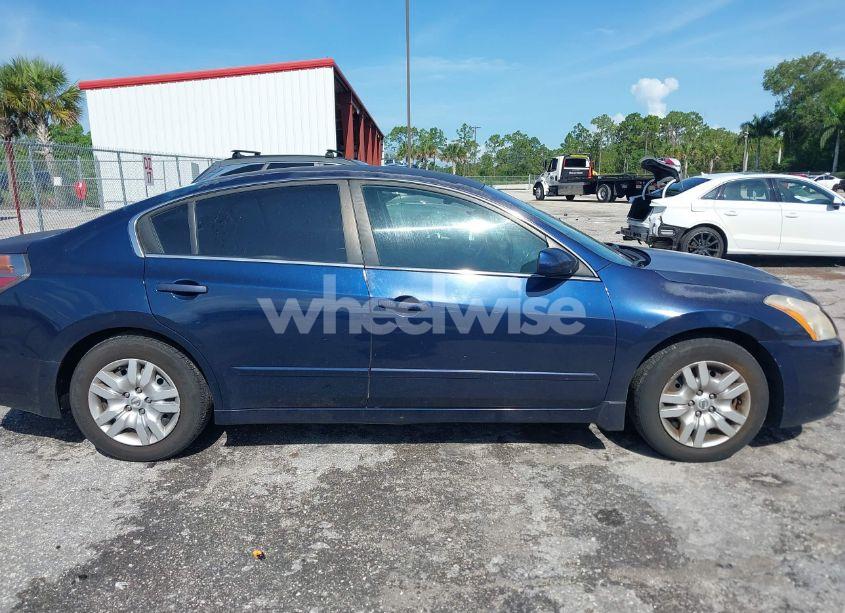 Photo 13 of 2010 Nissan Altima 2.5 S (VIN 1N4AL2AP8AN505457)