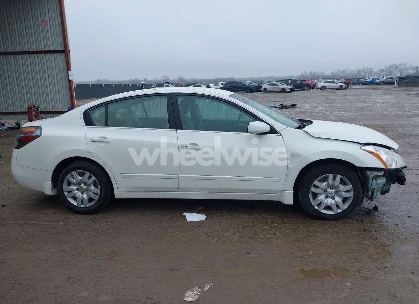 Photo 14 of 2010 Nissan Altima 2.5 S (VIN 1N4AL2AP8AN531377)