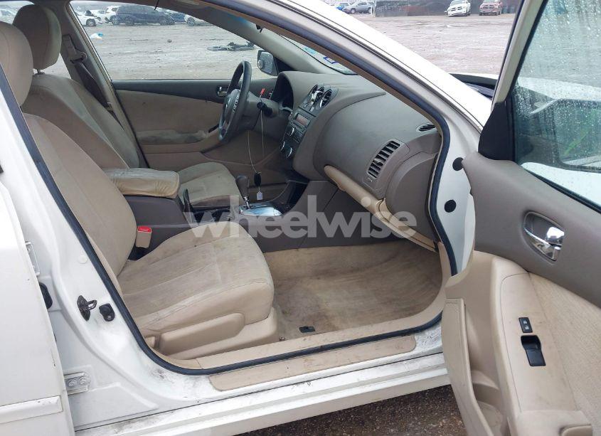 Photo 5 of 2010 Nissan Altima 2.5 S (VIN 1N4AL2AP8AN531377)