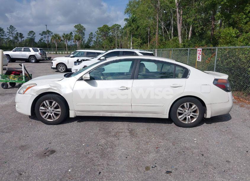 Photo 14 of 2010 Nissan Altima 2.5 S (VIN 1N4AL2AP8AN532559)