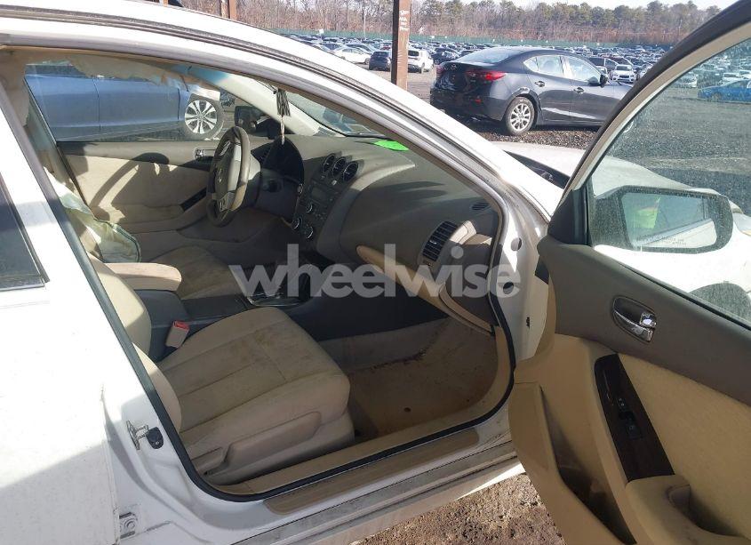 Photo 5 of 2011 Nissan Altima 2.5 S (VIN 1N4AL2AP8BC109865)