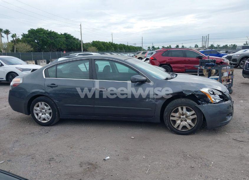 Photo 13 of 2011 Nissan Altima 2.5 S (VIN 1N4AL2AP8BC134670)