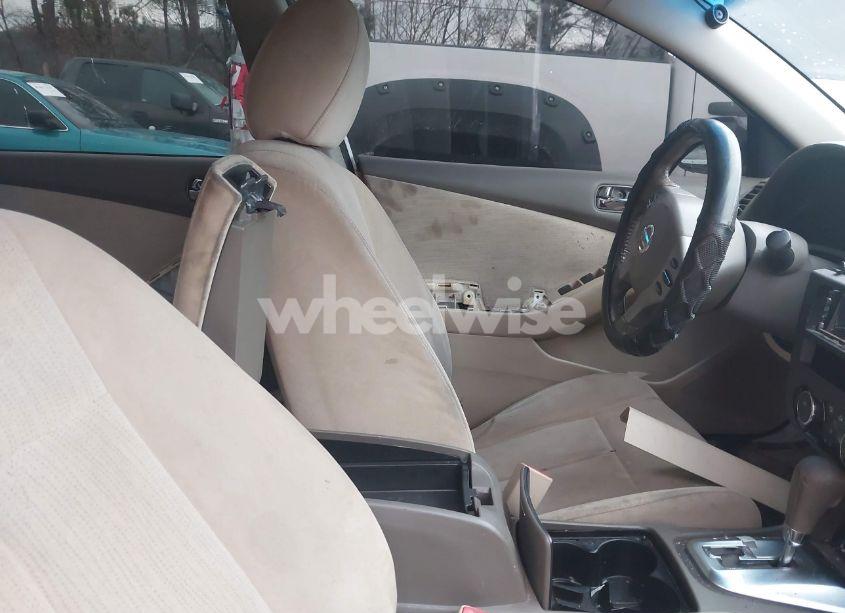 Photo 5 of 2011 Nissan Altima 2.5 S (VIN 1N4AL2AP8BC138346)