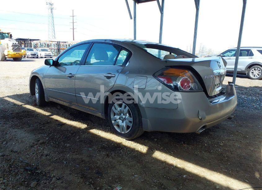 Photo 3 of 2011 Nissan Altima 2.5 S (VIN 1N4AL2AP8BC143952)