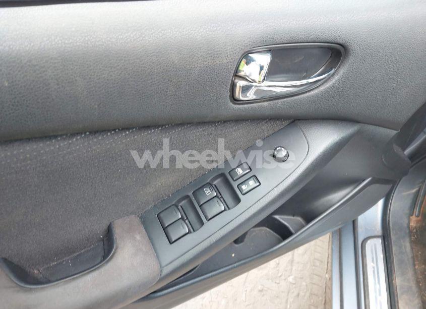 Photo 17 of 2011 Nissan Altima 2.5 S (VIN 1N4AL2AP8BC180645)