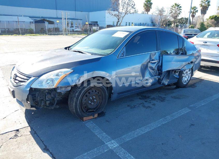 Photo 2 of 2011 Nissan Altima 2.5 S (VIN 1N4AL2AP8BN400273)