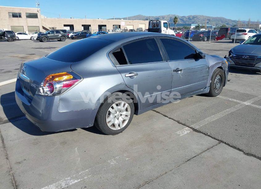 Photo 4 of 2011 Nissan Altima 2.5 S (VIN 1N4AL2AP8BN400273)