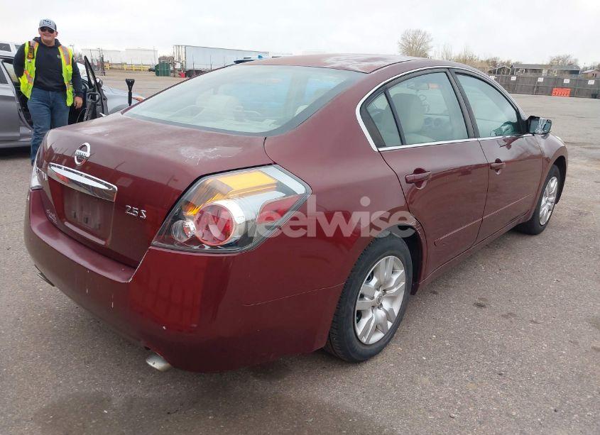 Photo 4 of 2011 Nissan Altima 2.5 S (VIN 1N4AL2AP8BN403481)