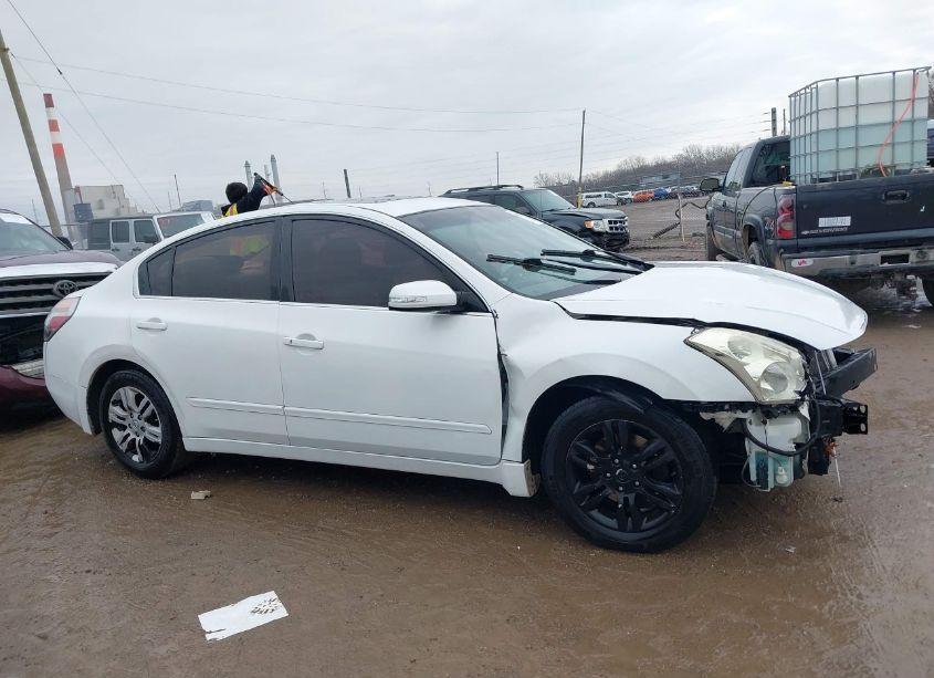 Photo 13 of 2011 Nissan Altima 2.5 S (VIN 1N4AL2AP8BN411905)