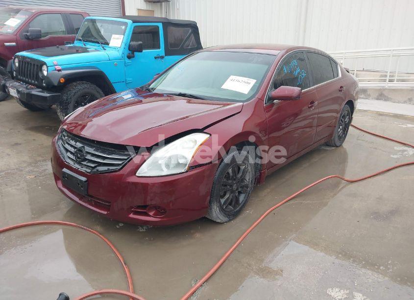 Photo 2 of 2011 Nissan Altima 2.5 S (VIN 1N4AL2AP8BN419938)