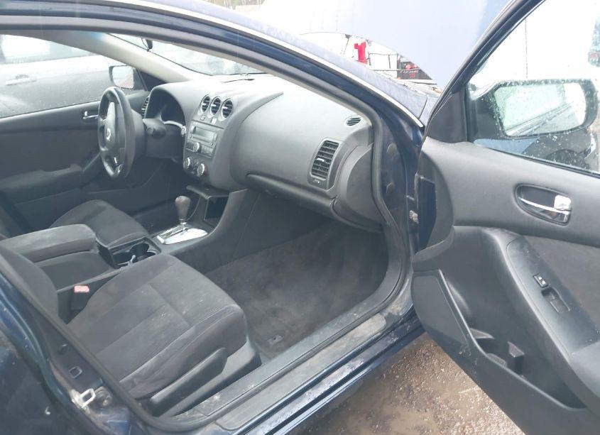 Photo 5 of 2011 Nissan Altima 2.5 S (VIN 1N4AL2AP8BN423973)