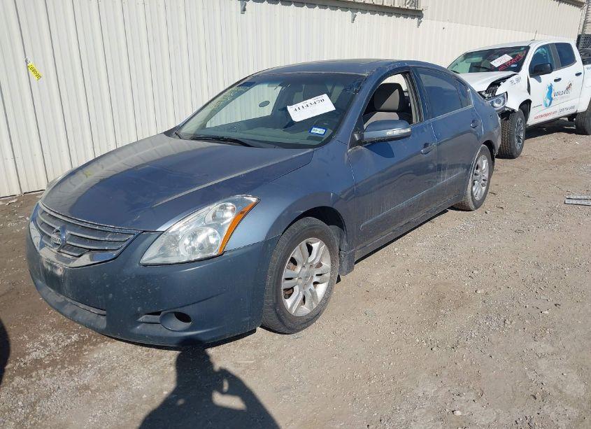 Photo 2 of 2011 Nissan Altima 2.5 S (VIN 1N4AL2AP8BN424122)